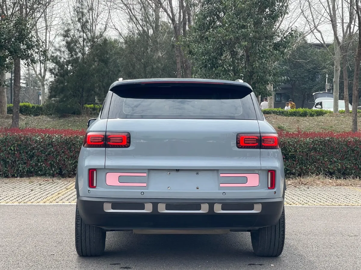 2020 Geely ICON 1.5T 177HP L3 7DCT,autocango,china used car exporter,china ev exporter,chinese used car exporter,chinese used ev exporter