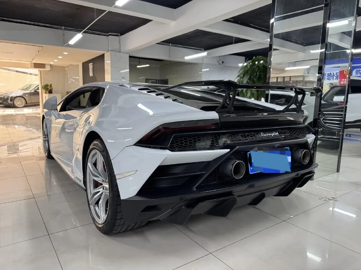 2020 Lamborghini Huracán 5.2L 611HP V10 7DCT,autocango,china used car exporter,china ev exporter,chinese used car exporter,chinese used ev exporter
