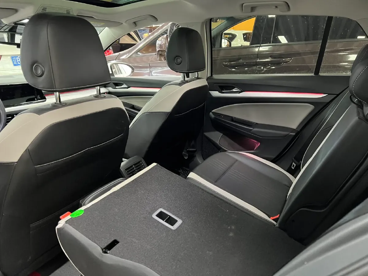 2021 Volkswagen Golf 1.4T 150HP L4 7DCT,autocango,china used car exporter,china ev exporter,chinese used car exporter,chinese used ev exporter