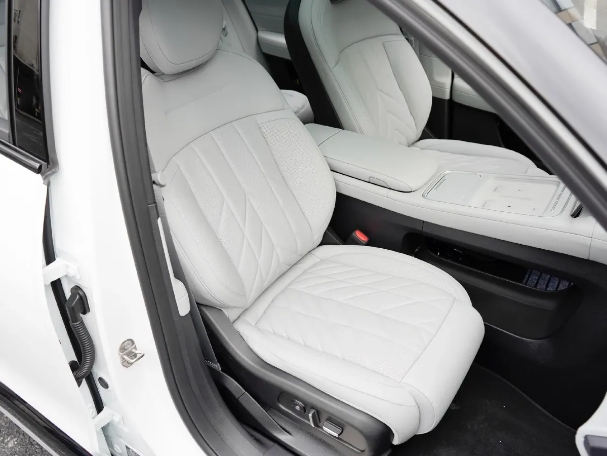 2025 NIO ES6 BEV,autocango,china used car exporter,china ev exporter,chinese used car exporter,chinese used ev exporter