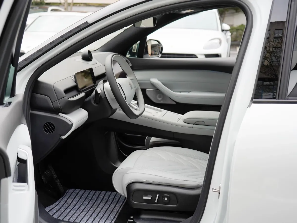 2025 NIO ES6 BEV,autocango,china used car exporter,china ev exporter,chinese used car exporter,chinese used ev exporter