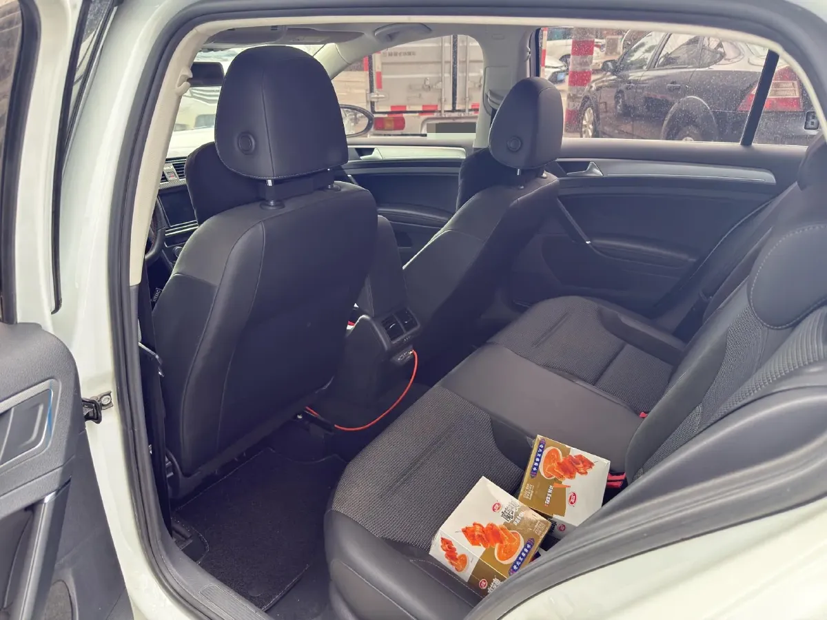 2019 Brilliance Auto V7 1.8T 231HP L4 7DCT,autocango,china used car exporter,china ev exporter,chinese used car exporter,chinese used ev exporter