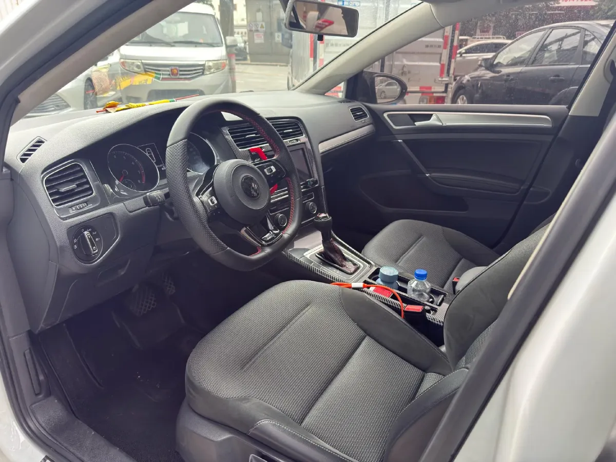 2019 Brilliance Auto V7 1.8T 231HP L4 7DCT,autocango,china used car exporter,china ev exporter,chinese used car exporter,chinese used ev exporter