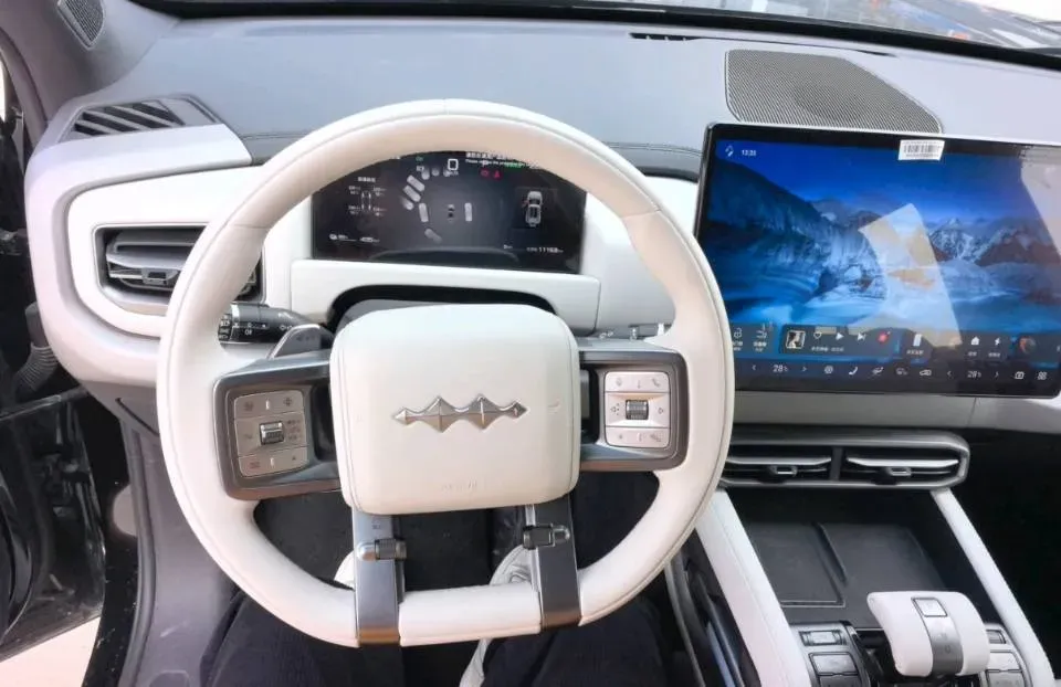 2025 FangChengBao Tai 3 BEV,autocango,china used car exporter,china ev exporter,chinese used car exporter,chinese used ev exporter