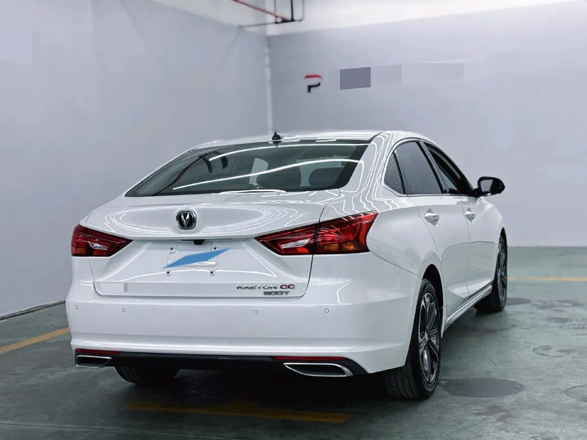 2022 ChangAn Raeton CC 1.5T 188HP L4 7DCT,autocango,china used car exporter,china ev exporter,chinese used car exporter,chinese used ev exporter