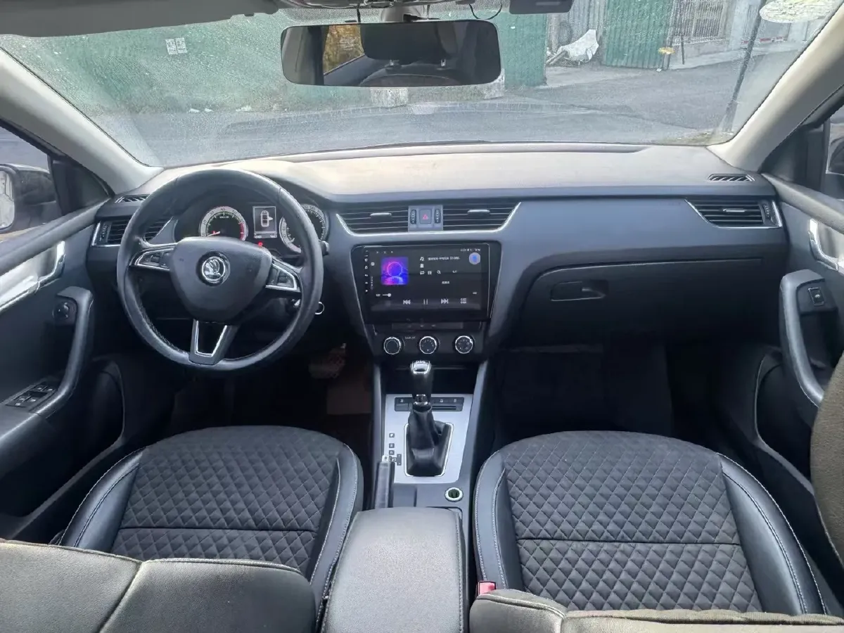 2018 Skoda Octavia 1.4T 150HP L4 7DCT,autocango,china used car exporter,china ev exporter,chinese used car exporter,chinese used ev exporter