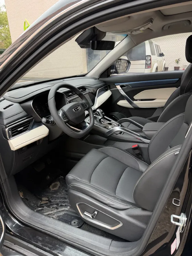 2022 Geely Azkarra 1.8T 184HP L4 7DCT,autocango,china used car exporter,china ev exporter,chinese used car exporter,chinese used ev exporter