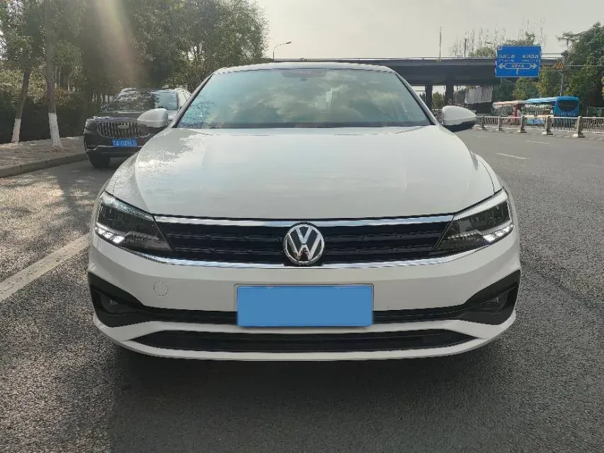 2019 Volkswagen Lamando 1.4T 131HP L4 7DCT,autocango,china used car exporter,china ev exporter,chinese used car exporter,chinese used ev exporter