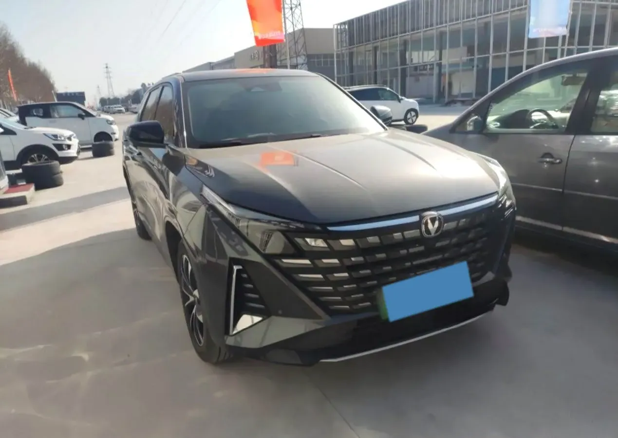2025 ChangAn UNI-Z 1.5L 98HP L4 E-CVT PHEV 18.4KWH,autocango,china used car exporter,china ev exporter,chinese used car exporter,chinese used ev exporter