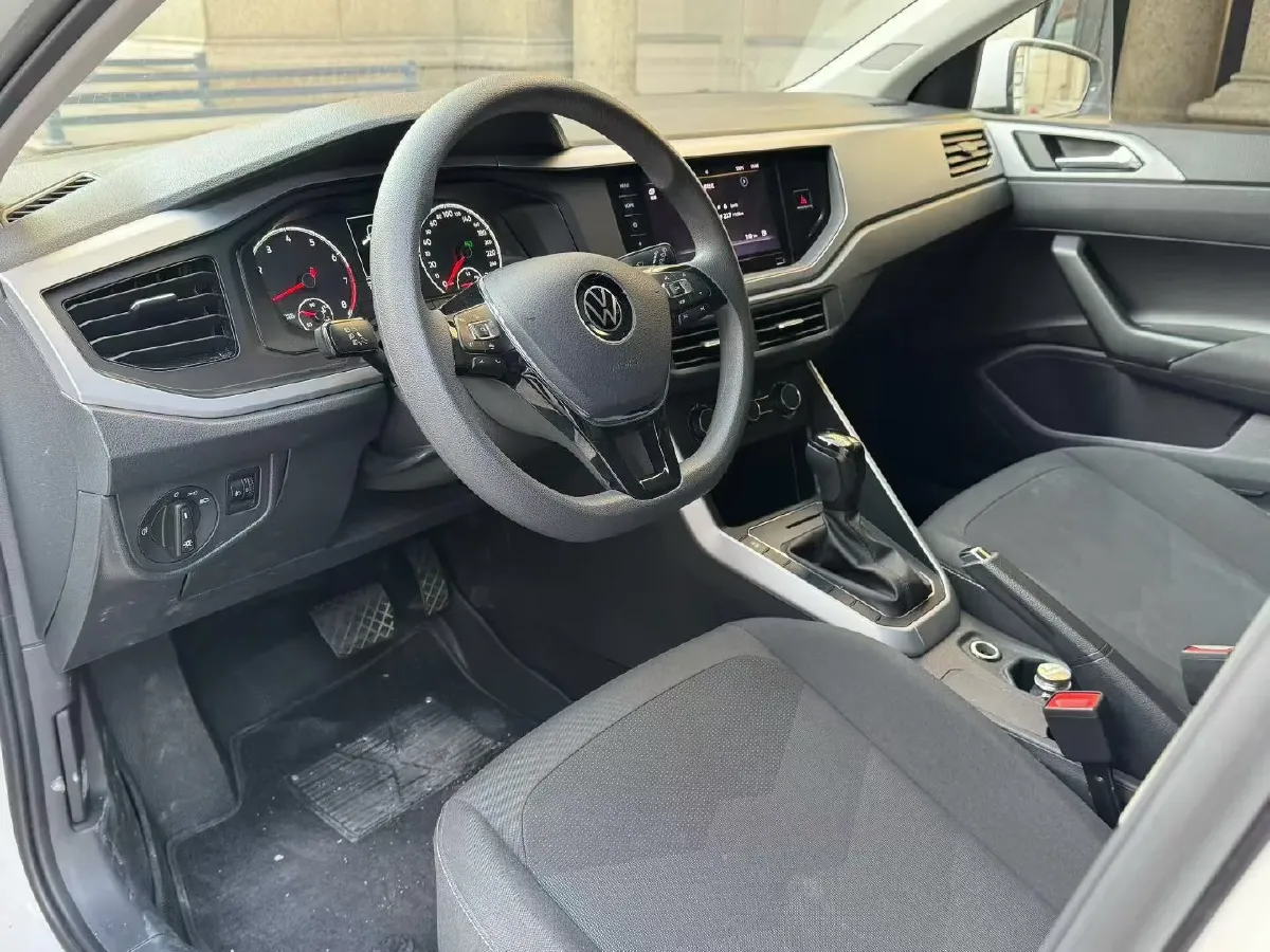 2023 Volkswagen Polo 1.5L 113HP L4 6AT,autocango,china used car exporter,china ev exporter,chinese used car exporter,chinese used ev exporter