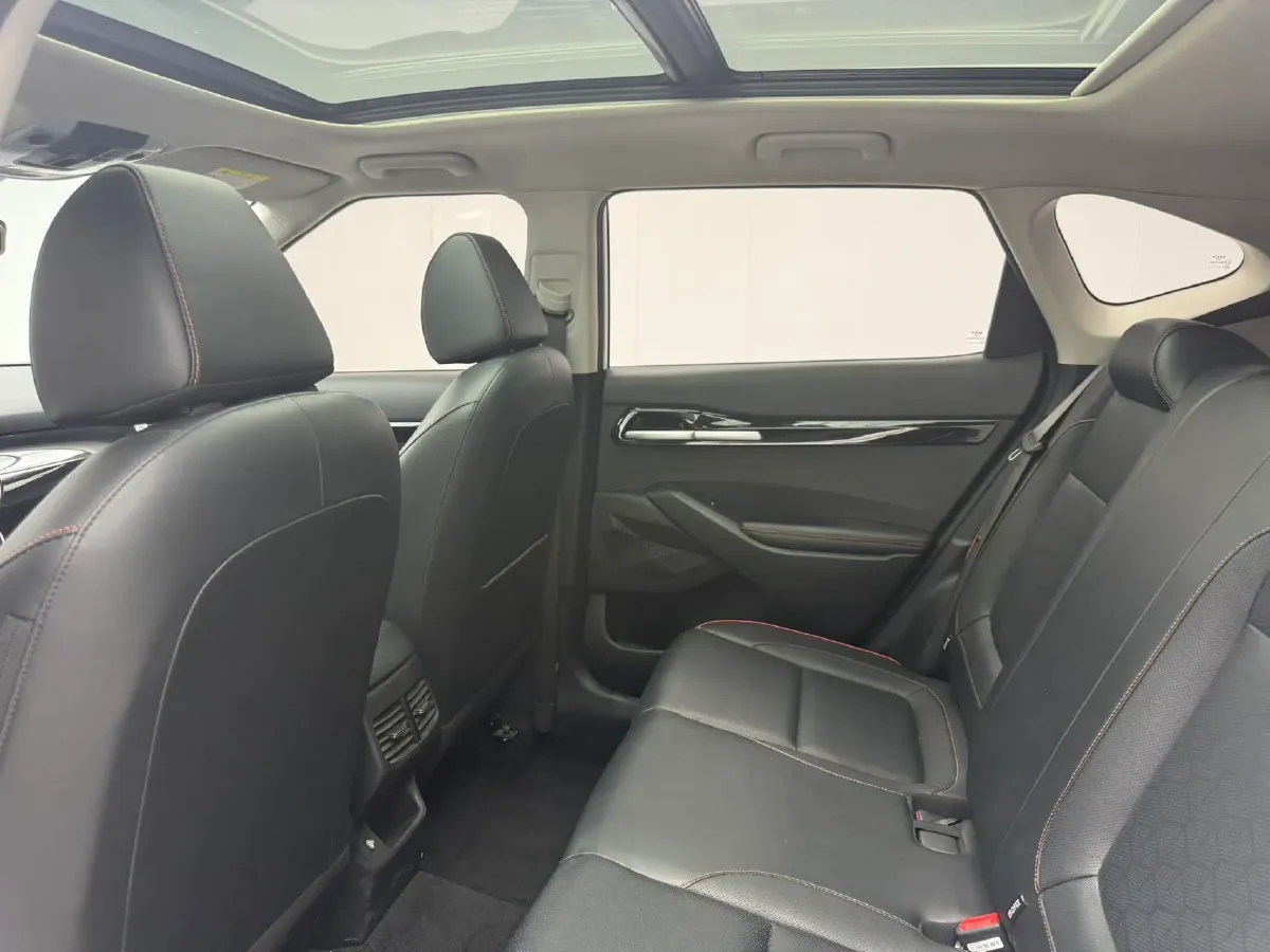 2023 Kia Seltos 1.5L 115HP L4 CVT,autocango,china used car exporter,china ev exporter,chinese used car exporter,chinese used ev exporter