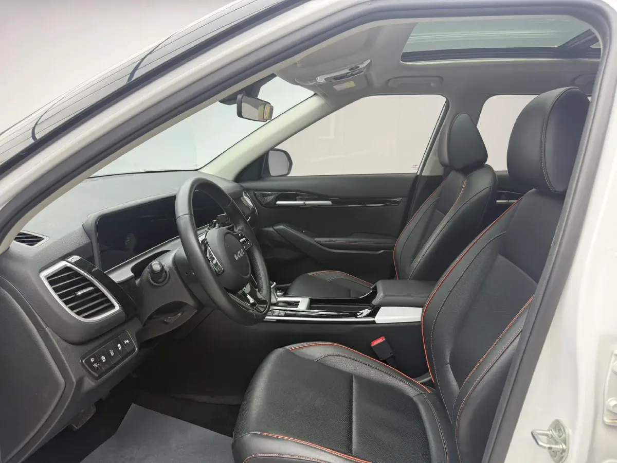 2023 Kia Seltos 1.5L 115HP L4 CVT,autocango,china used car exporter,china ev exporter,chinese used car exporter,chinese used ev exporter