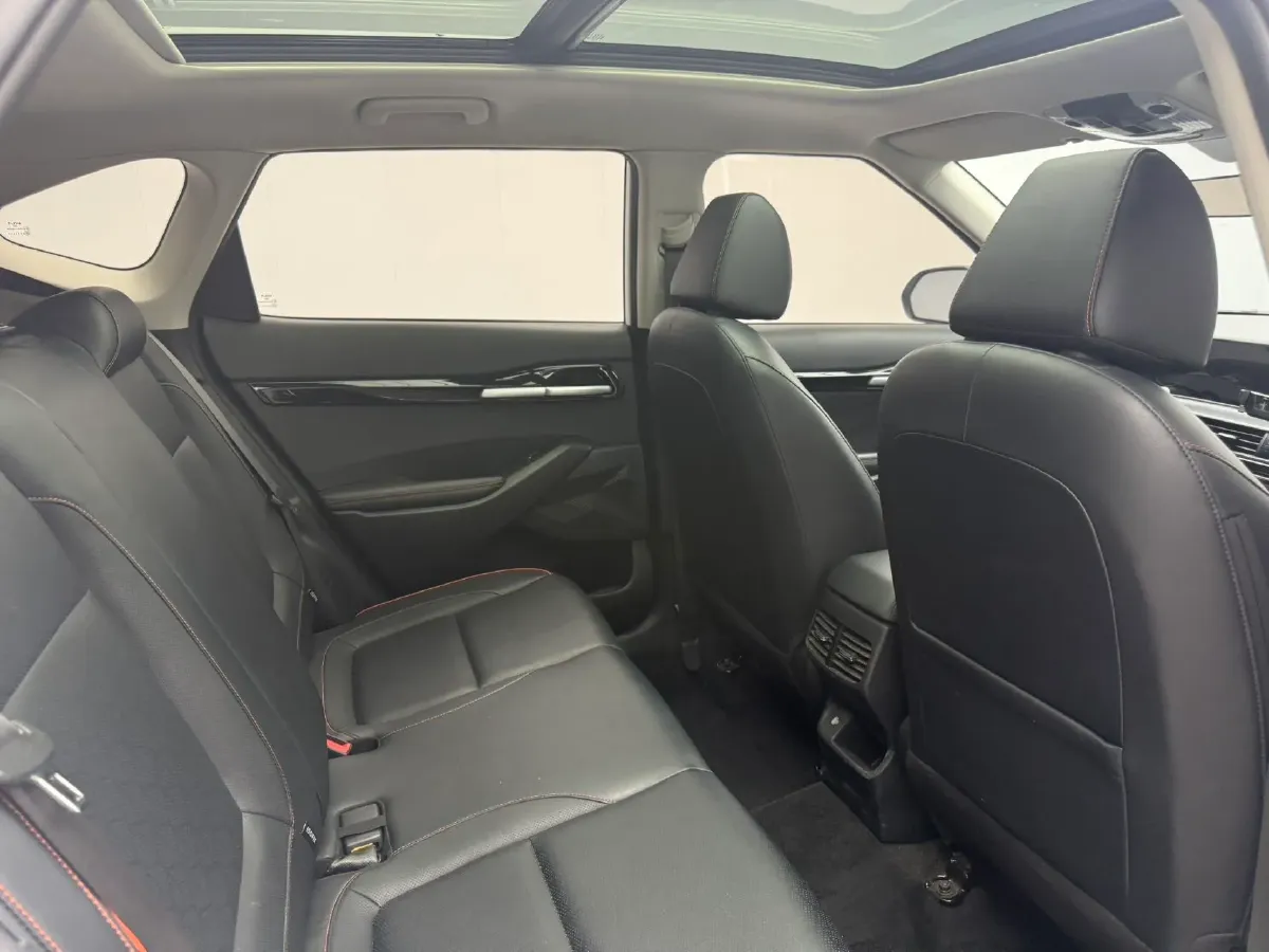 2023 Kia Seltos 1.5L 115HP L4 CVT,autocango,china used car exporter,china ev exporter,chinese used car exporter,chinese used ev exporter