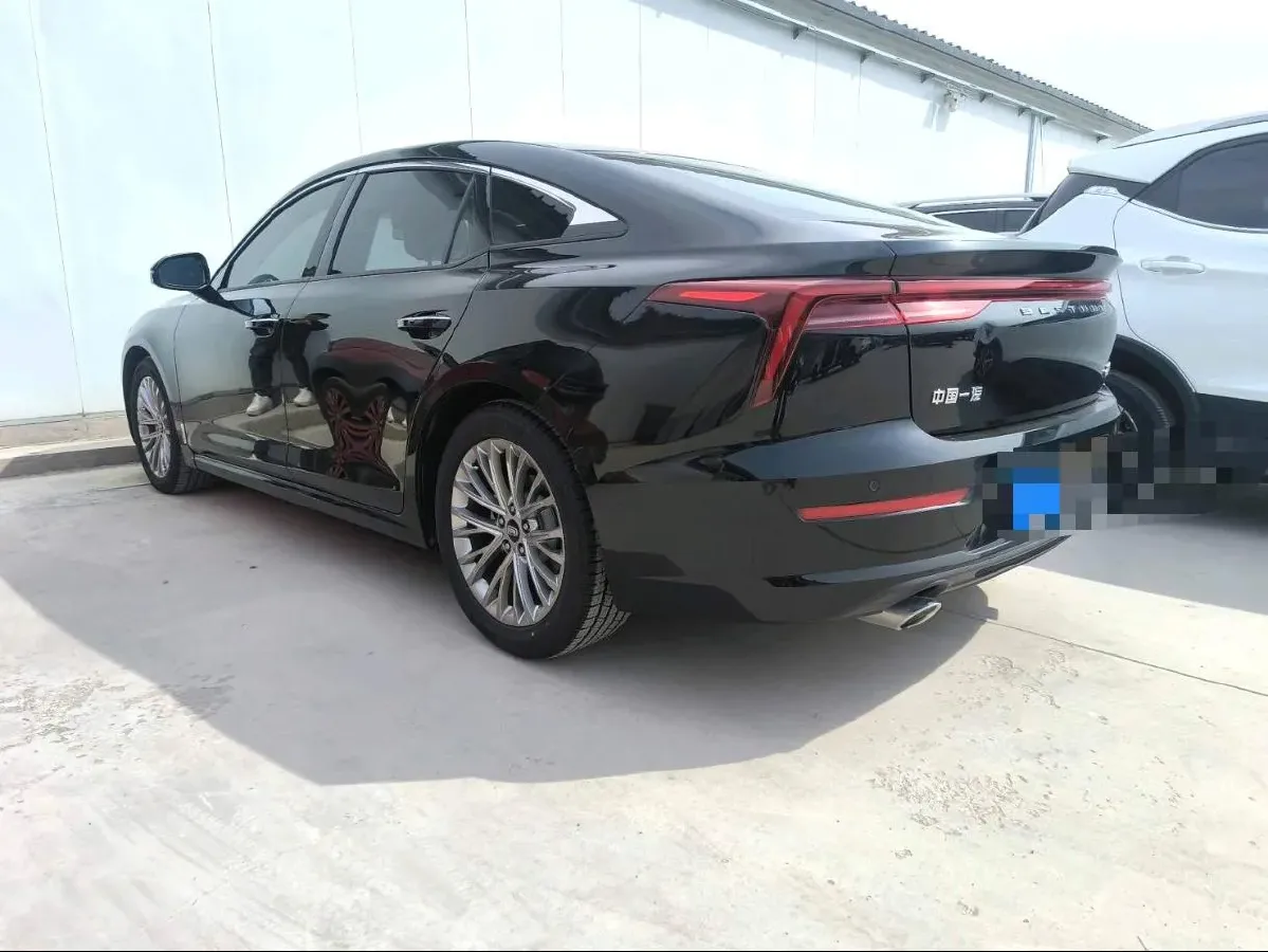 2025 Bestune B70 1.5T 169HP L4 7DCT,autocango,china used car exporter,china ev exporter,chinese used car exporter,chinese used ev exporter