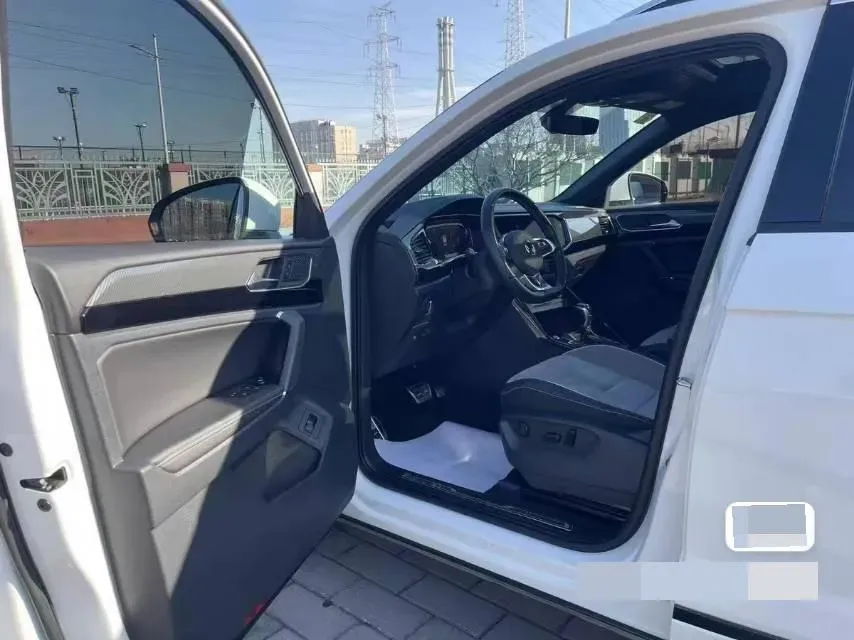 2021 Volkswagen Tayron 2.0T 220HP L4 7DCT,autocango,china used car exporter,china ev exporter,chinese used car exporter,chinese used ev exporter