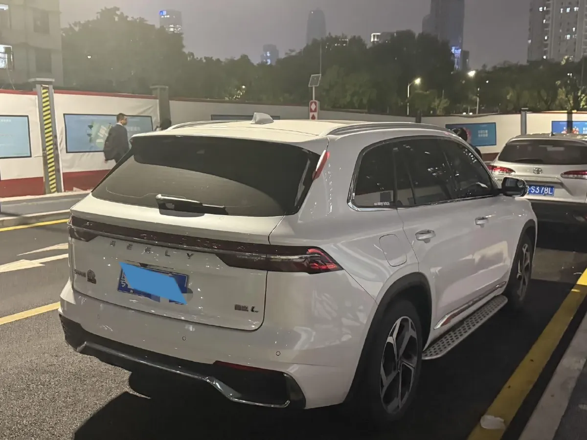 2021 Geely Monjaro 2.0T 218HP L4 7DCT,autocango,china used car exporter,china ev exporter,chinese used car exporter,chinese used ev exporter