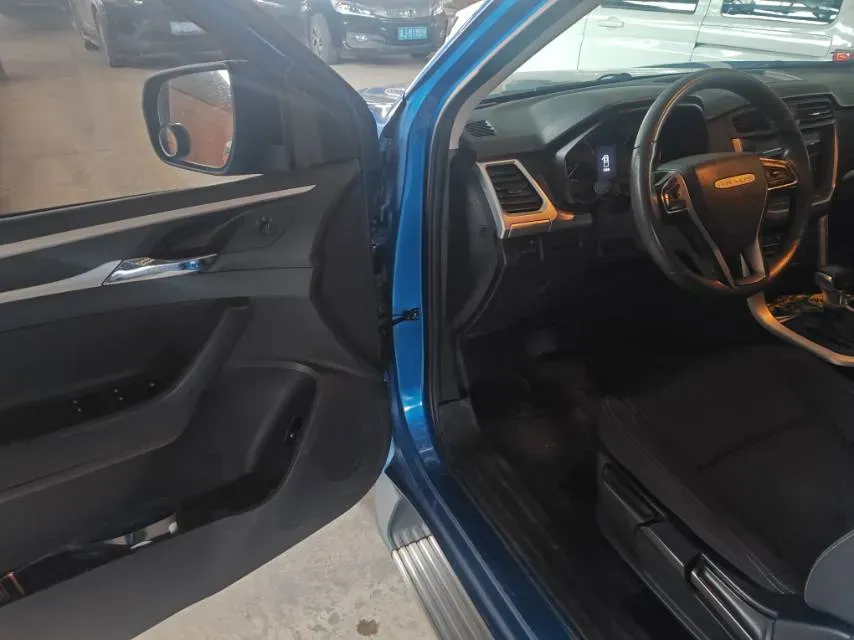 2020 MAXUS T70 2.0T 214HP L4 8AT,autocango,china used car exporter,china ev exporter,chinese used car exporter,chinese used ev exporter