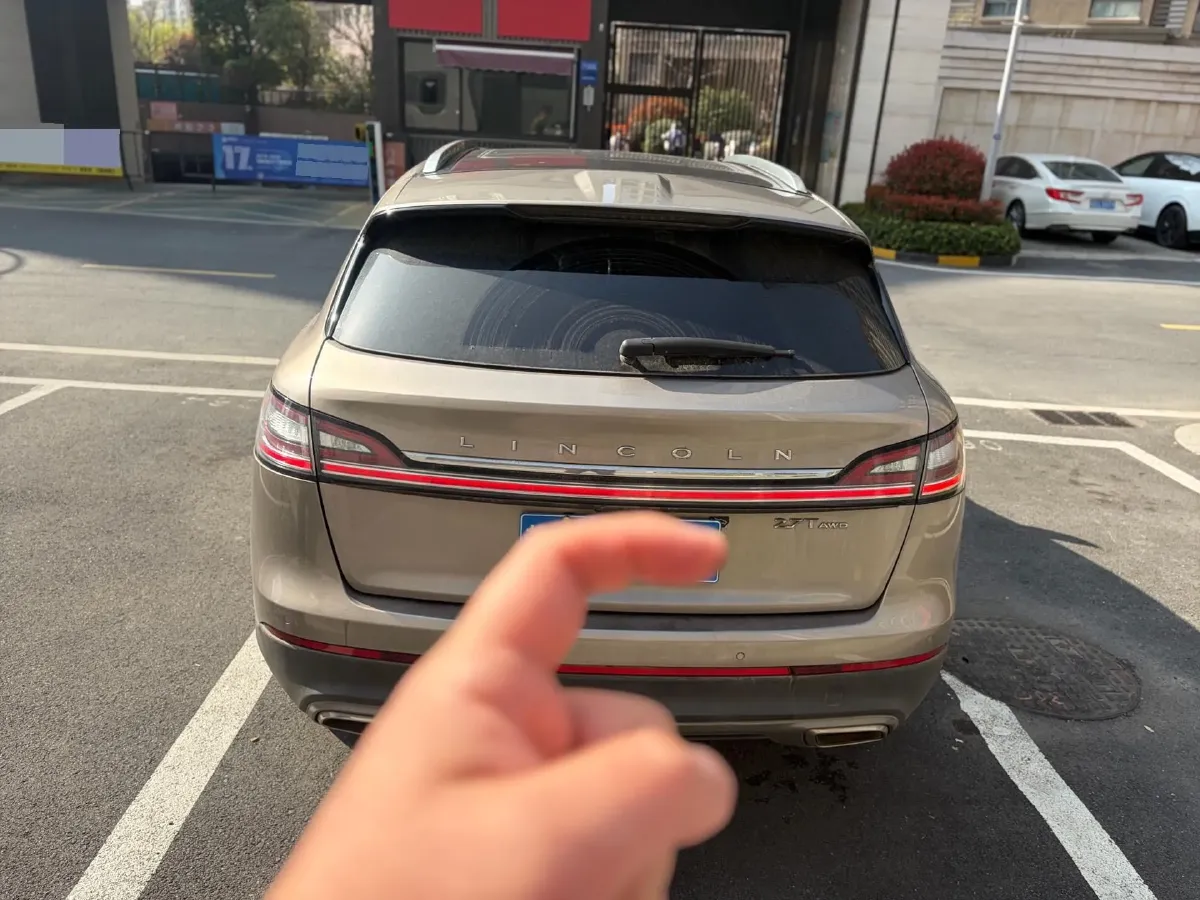 2019 Lincoln Nautilus 2.7T 329HP V6 8AT,autocango,china used car exporter,china ev exporter,chinese used car exporter,chinese used ev exporter