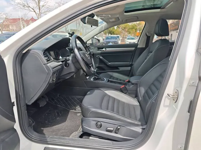 2019 Volkswagen Passat 1.4T 150HP L4 7DCT,autocango,china used car exporter,china ev exporter,chinese used car exporter,chinese used ev exporter