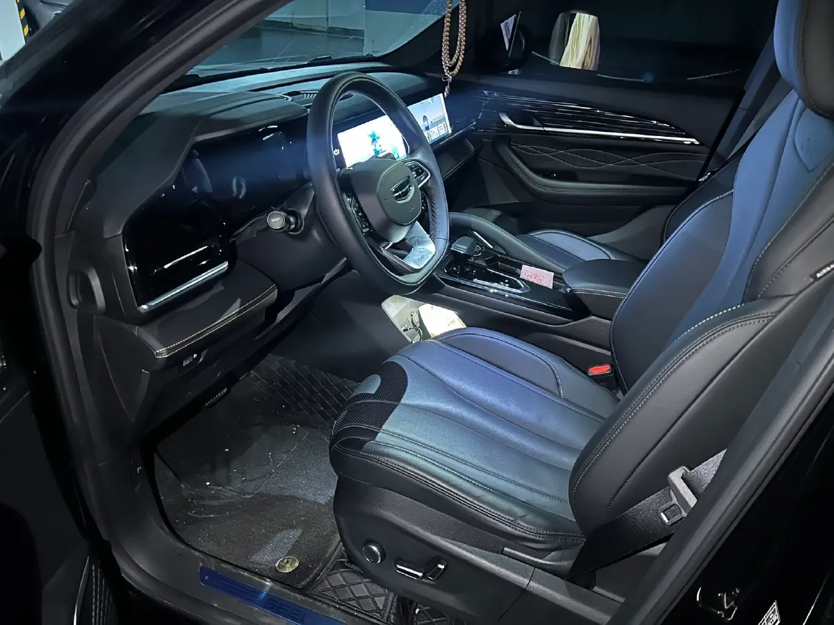 2024 Geely Monjaro 2.0T 218HP L4 7DCT,autocango,china used car exporter,china ev exporter,chinese used car exporter,chinese used ev exporter