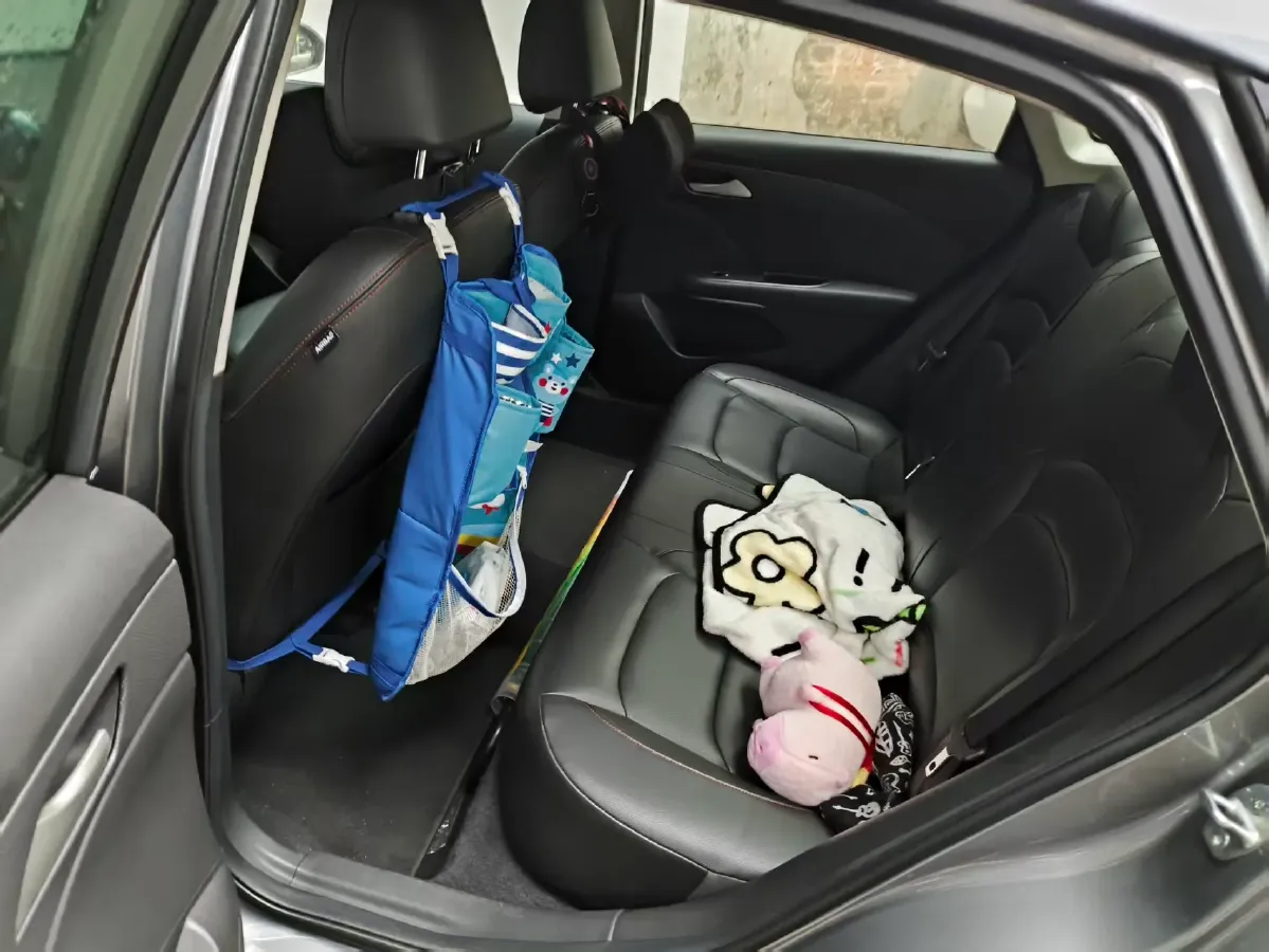 2019 Chevrolet Monza 1.0T 125HP L3 6DCT,autocango,china used car exporter,china ev exporter,chinese used car exporter,chinese used ev exporter