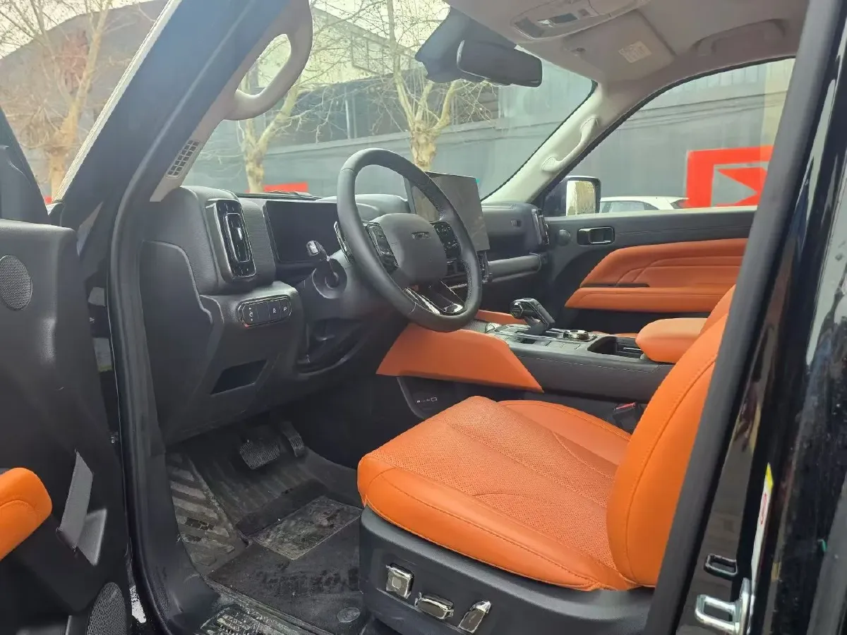 2024 Haval H9 2.0T 224HP L4 8AT,autocango,china used car exporter,china ev exporter,chinese used car exporter,chinese used ev exporter