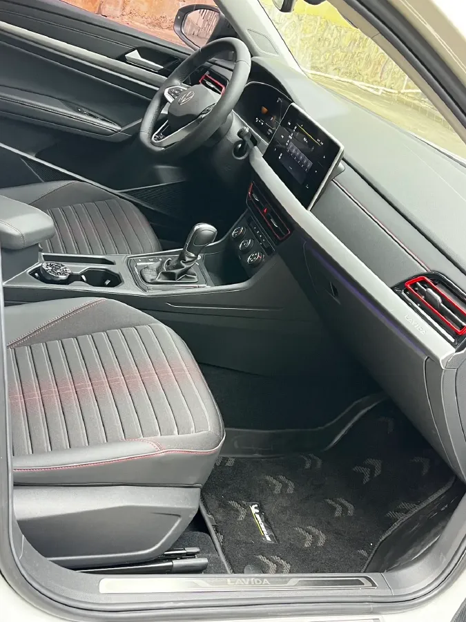 2023 Volkswagen Lavida 1.4T 150HP L4 7DCT,autocango,china used car exporter,china ev exporter,chinese used car exporter,chinese used ev exporter