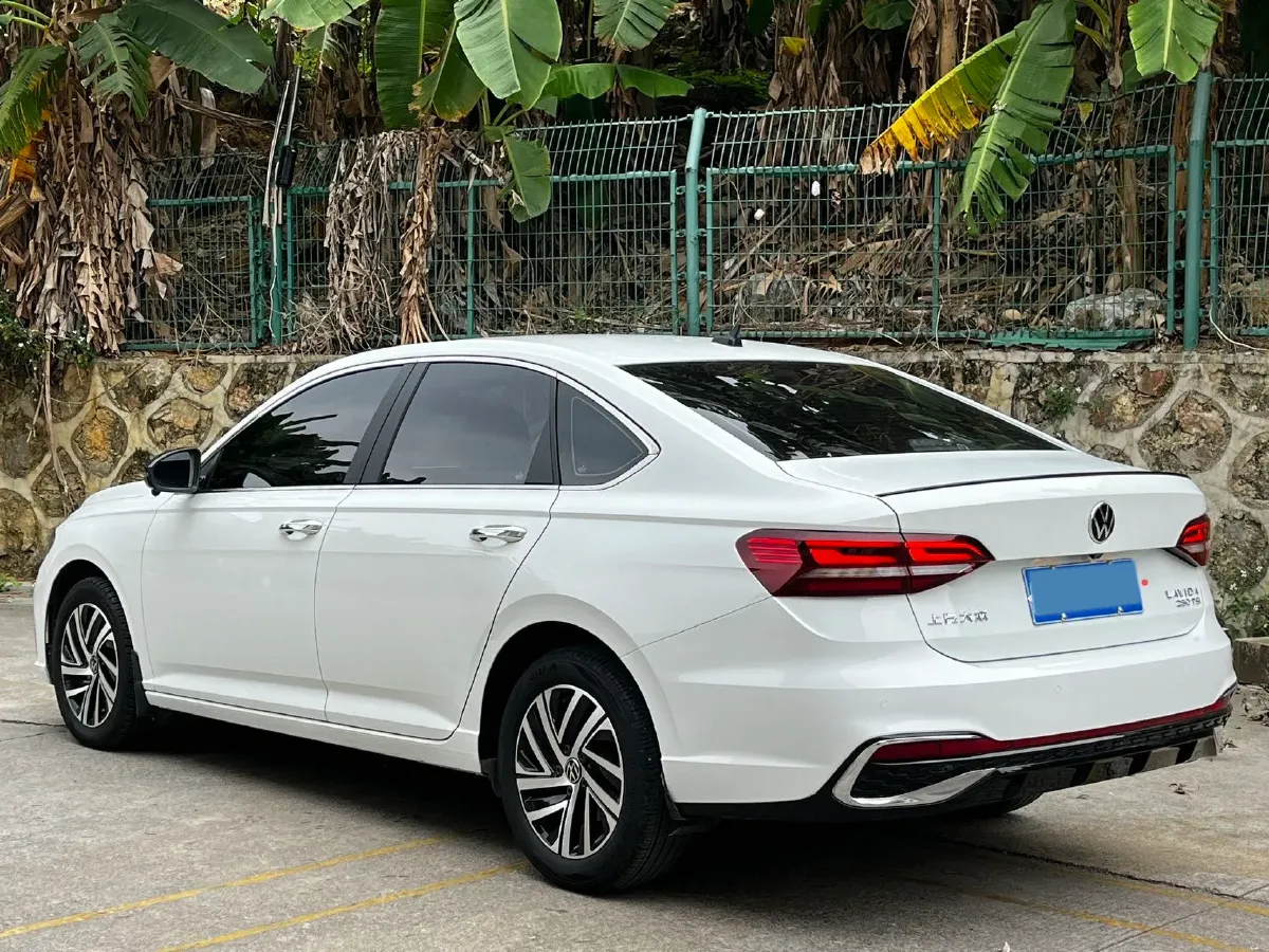 2023 Volkswagen Lavida 1.4T 150HP L4 7DCT,autocango,china used car exporter,china ev exporter,chinese used car exporter,chinese used ev exporter