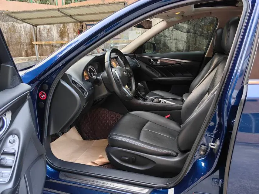 2018 MAXUS G10 2.0T 224HP L4 6AT,autocango,china used car exporter,china ev exporter,chinese used car exporter,chinese used ev exporter