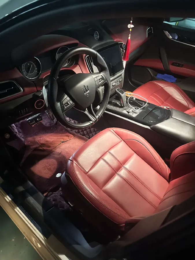 2023 Audi A8 3.0T 286HP V6 8AT,autocango,china used car exporter,china ev exporter,chinese used car exporter,chinese used ev exporter