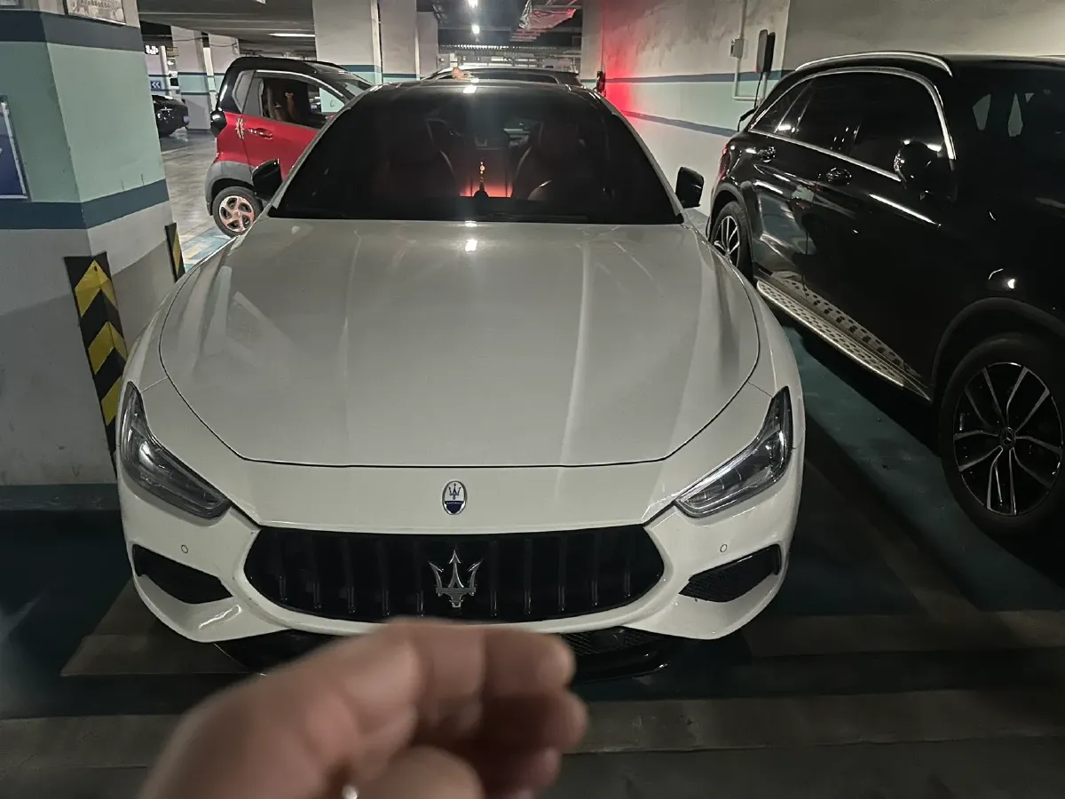 2023 Audi A8 3.0T 286HP V6 8AT,autocango,china used car exporter,china ev exporter,chinese used car exporter,chinese used ev exporter