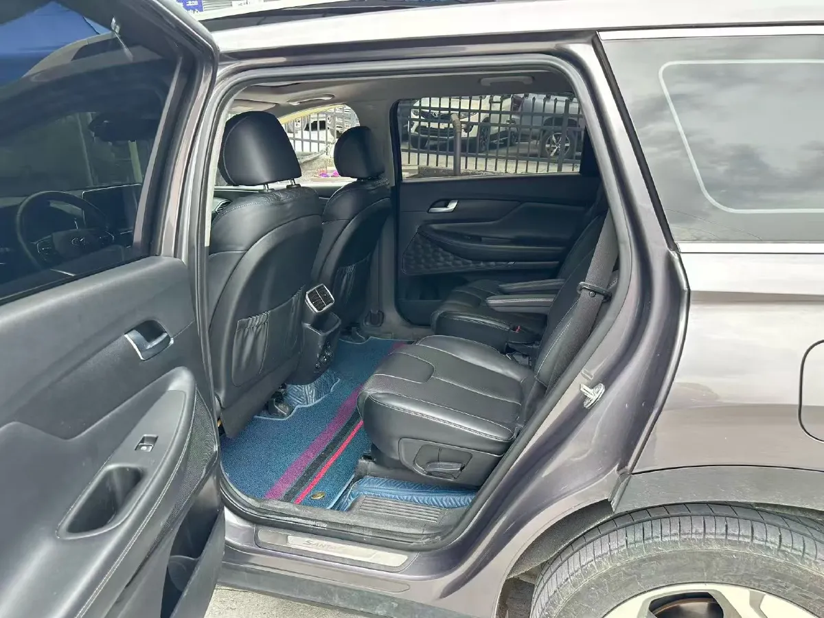 2019 Hyundai Santafe 2.0T 240HP L4 8AT,autocango,china used car exporter,china ev exporter,chinese used car exporter,chinese used ev exporter