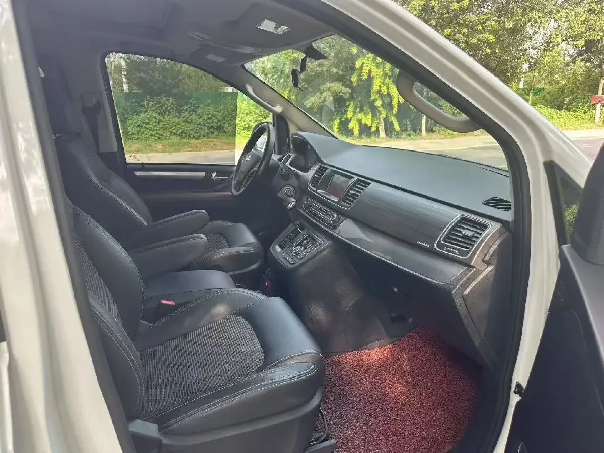 2018 MAXUS G10 2.0T 224HP L4 6AT,autocango,china used car exporter,china ev exporter,chinese used car exporter,chinese used ev exporter