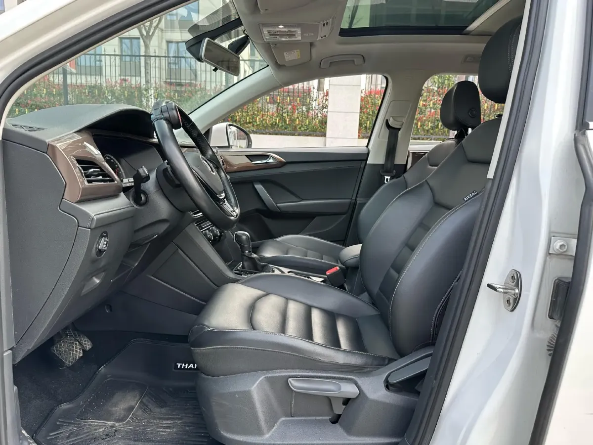 2020 Volkswagen Tharu 2.0T 186HP L4 7DCT,autocango,china used car exporter,china ev exporter,chinese used car exporter,chinese used ev exporter