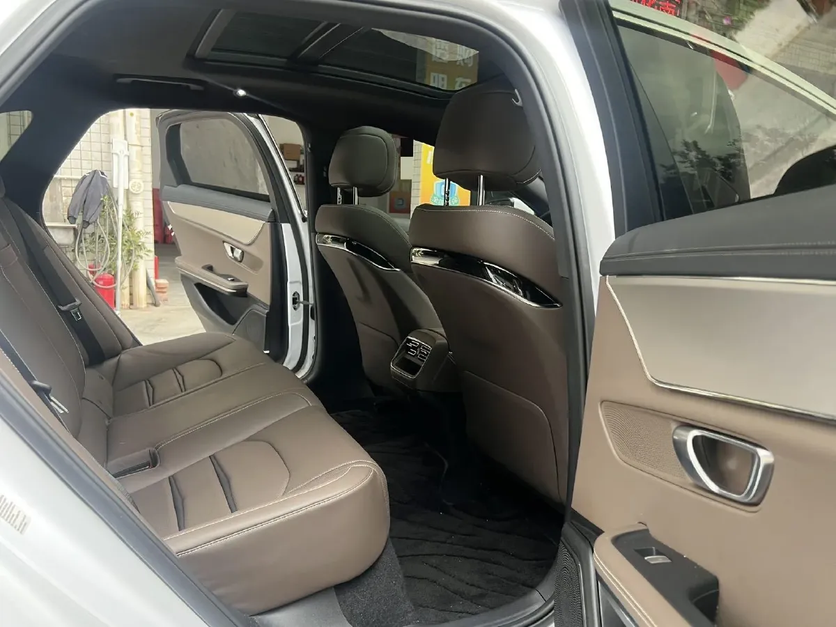 2020 WEY VV7 2.0T 227HP L4 7DCT PHEV,autocango,china used car exporter,china ev exporter,chinese used car exporter,chinese used ev exporter