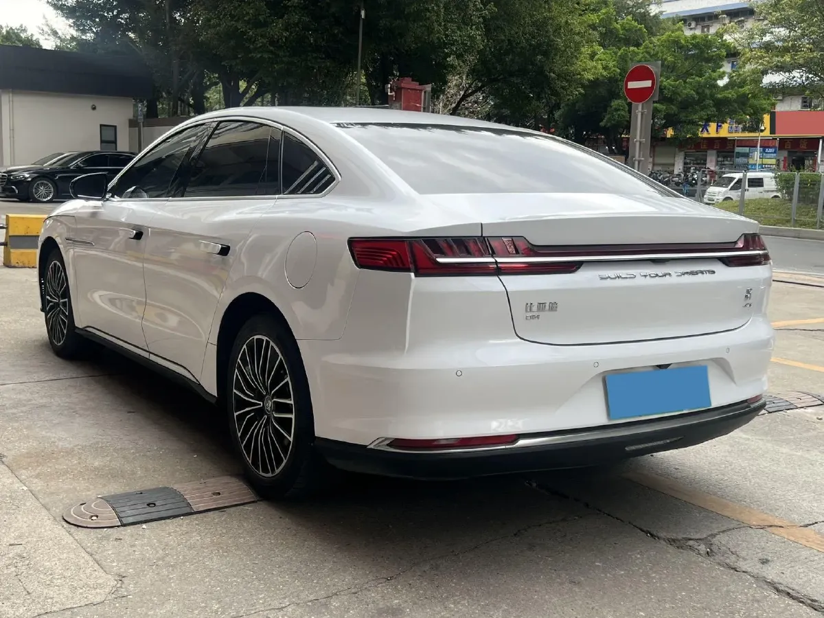 2020 WEY VV7 2.0T 227HP L4 7DCT PHEV,autocango,china used car exporter,china ev exporter,chinese used car exporter,chinese used ev exporter