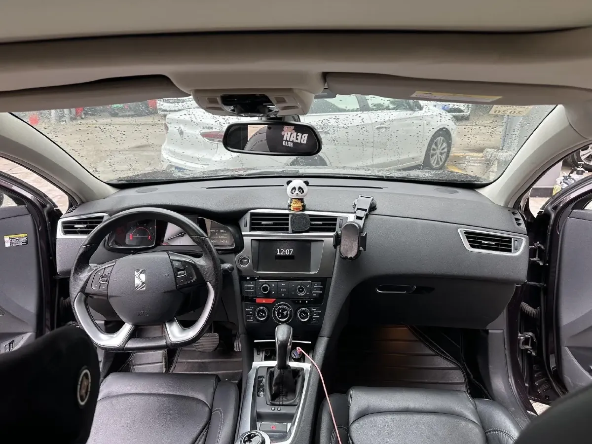 2017 DS 6 1.6T 167HP L4 6AT,autocango,china used car exporter,china ev exporter,chinese used car exporter,chinese used ev exporter