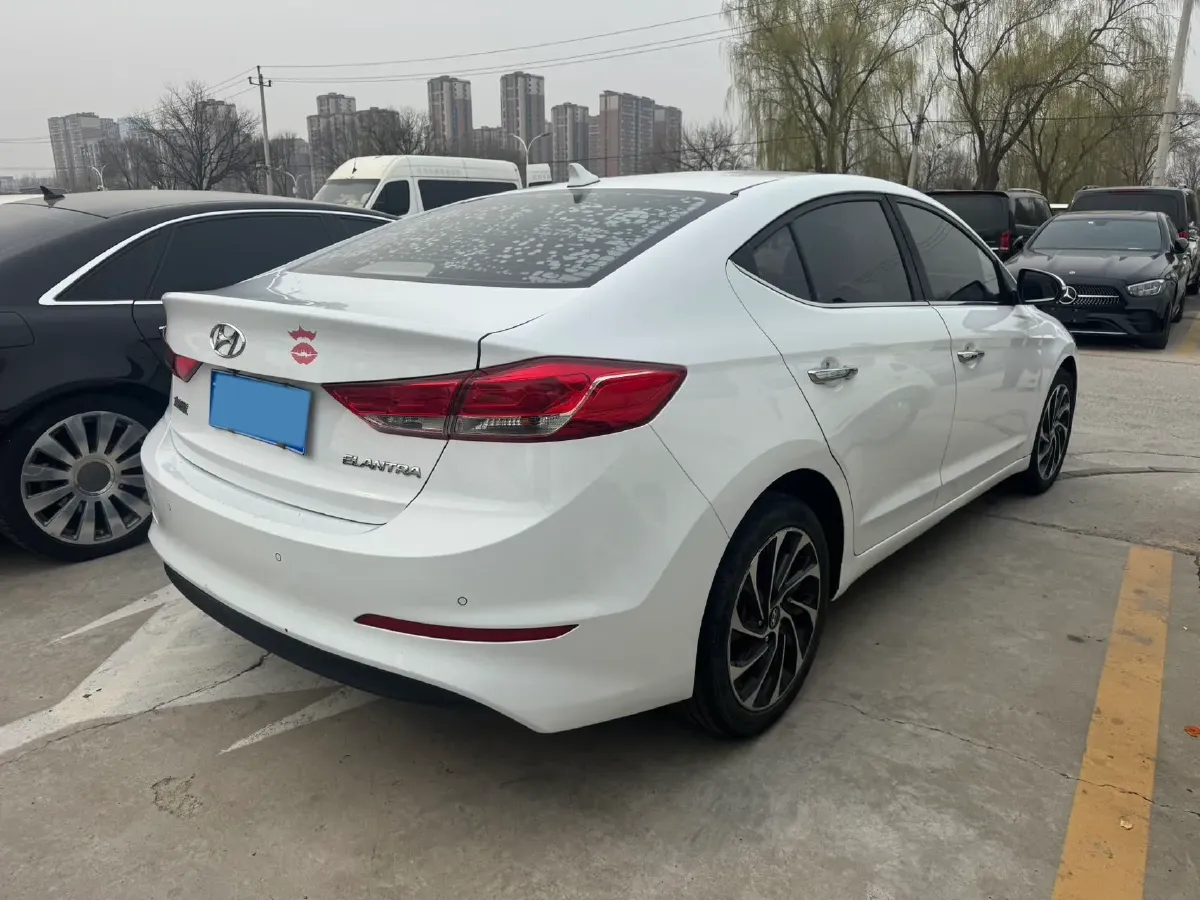 2020 Hyundai Elantra 1.5L 115HP L4 CVT,autocango,china used car exporter,china ev exporter,chinese used car exporter,chinese used ev exporter