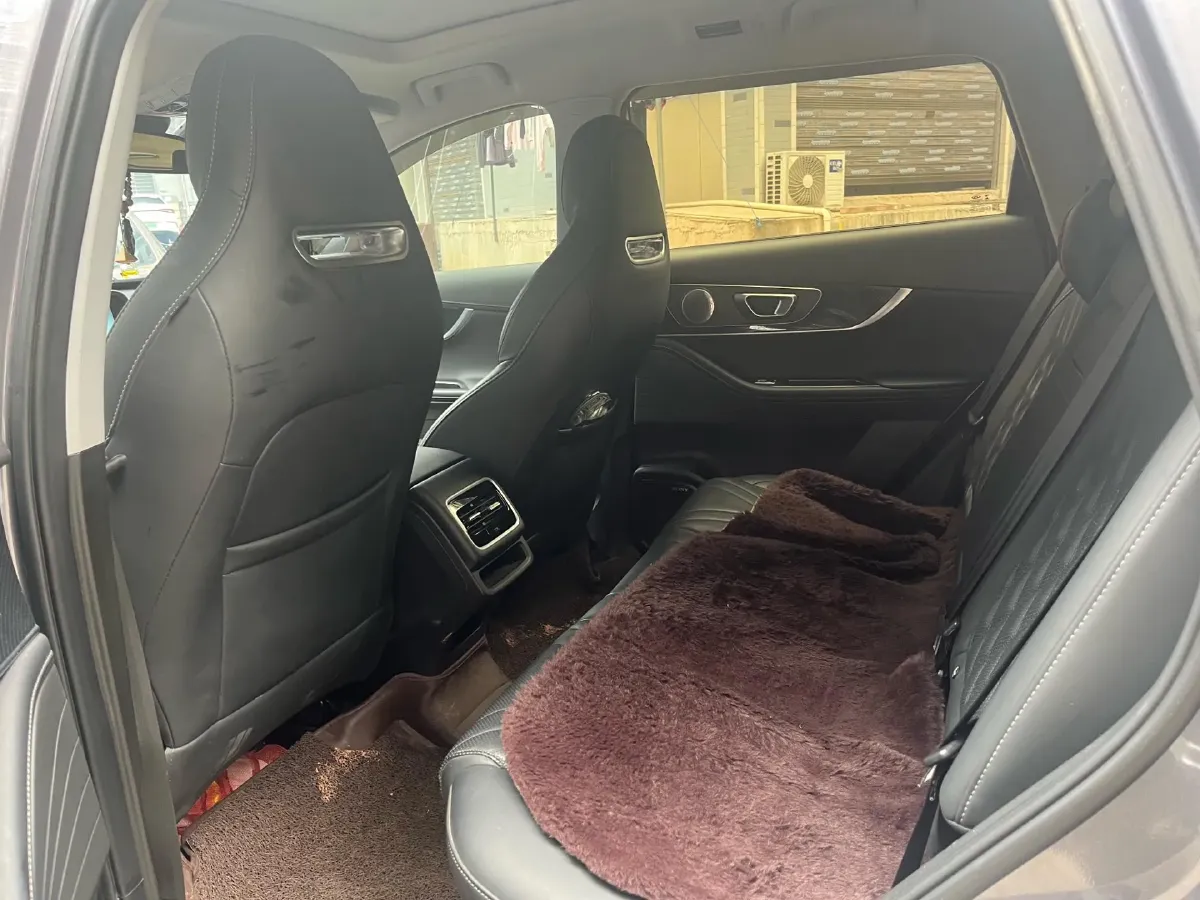 2023 Chery Tiggo 7 Plus 1.6T 197HP L4 7DCT,autocango,china used car exporter,china ev exporter,chinese used car exporter,chinese used ev exporter