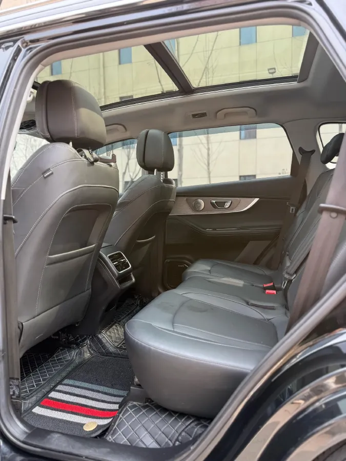 2022 Chery Tiggo 8 PRO 1.6T 197HP L4 7DCT,autocango,china used car exporter,china ev exporter,chinese used car exporter,chinese used ev exporter