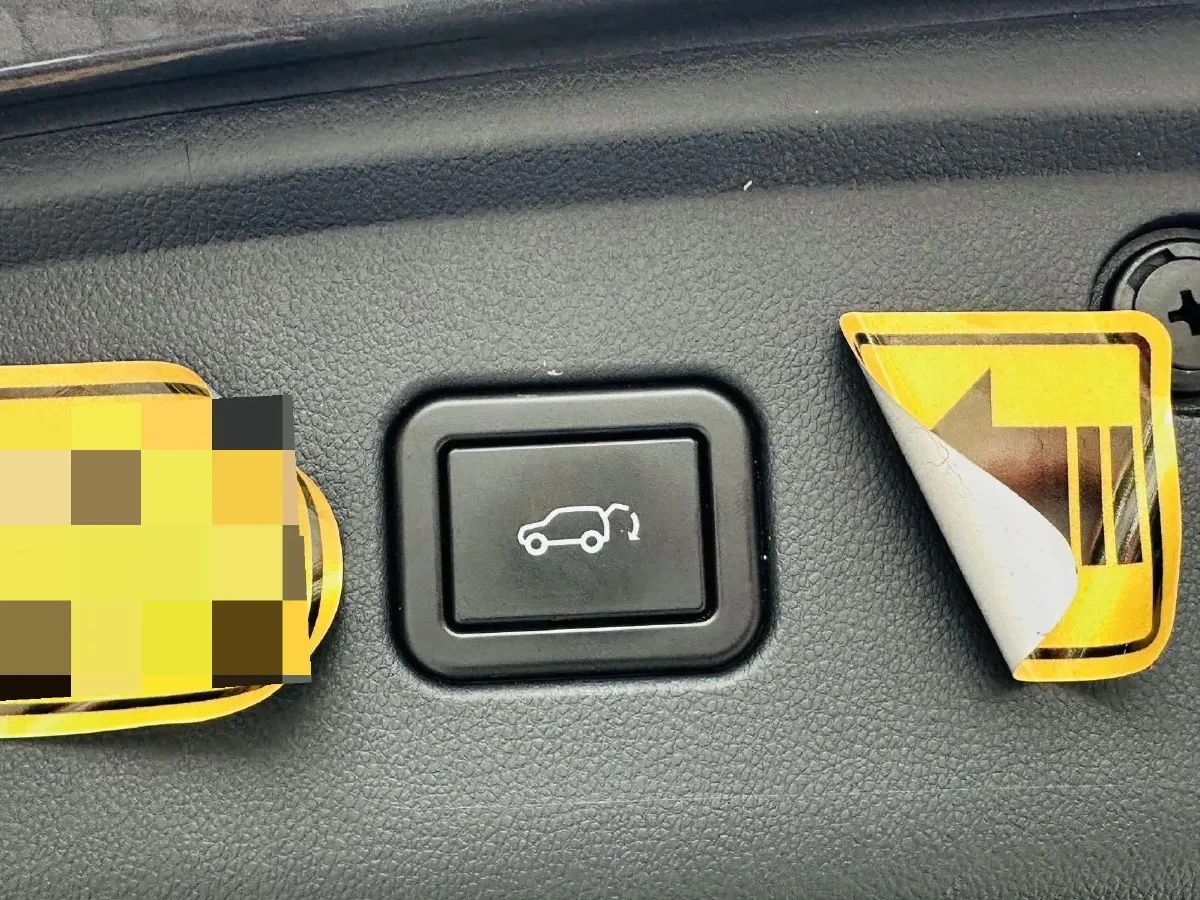 2021 ChangAn CS75 Plus 2.0T 233HP L4 8AT,autocango,china used car exporter,china ev exporter,chinese used car exporter,chinese used ev exporter