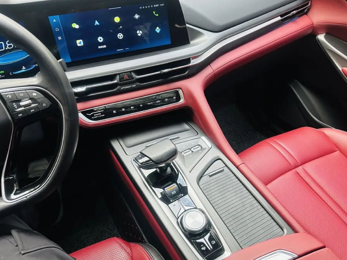 2021 ChangAn CS75 Plus 2.0T 233HP L4 8AT,autocango,china used car exporter,china ev exporter,chinese used car exporter,chinese used ev exporter