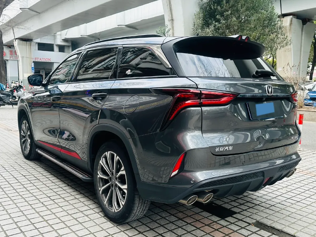 2021 ChangAn CS75 Plus 2.0T 233HP L4 8AT,autocango,china used car exporter,china ev exporter,chinese used car exporter,chinese used ev exporter