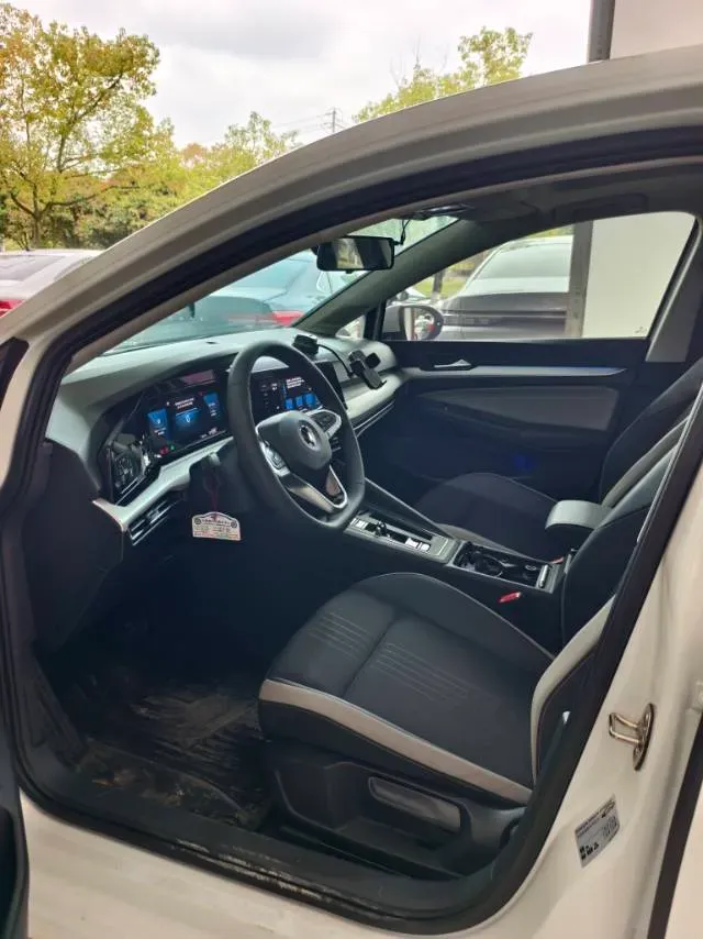 2023 Volkswagen Golf 1.4T 150HP L4 7DCT,autocango,china used car exporter,china ev exporter,chinese used car exporter,chinese used ev exporter