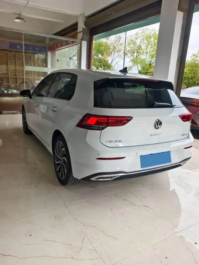 2023 Volkswagen Golf 1.4T 150HP L4 7DCT,autocango,china used car exporter,china ev exporter,chinese used car exporter,chinese used ev exporter