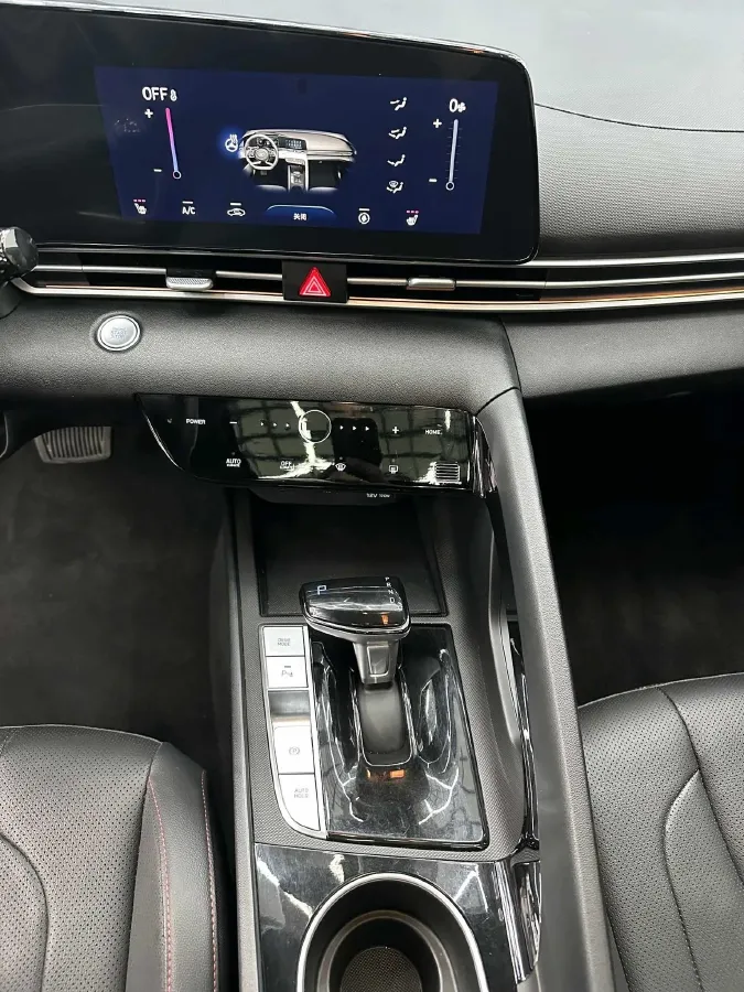 2022 Hyundai Elantra 1.5L 115HP L4 CVT,autocango,china used car exporter,china ev exporter,chinese used car exporter,chinese used ev exporter