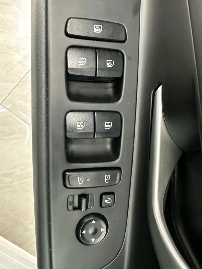 2022 Hyundai Elantra 1.5L 115HP L4 CVT,autocango,china used car exporter,china ev exporter,chinese used car exporter,chinese used ev exporter