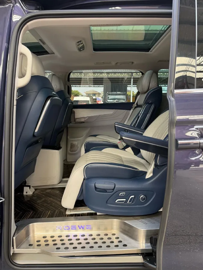 2022 Roewe iMAX8 2.0T 234HP L4 8AT,autocango,china used car exporter,china ev exporter,chinese used car exporter,chinese used ev exporter