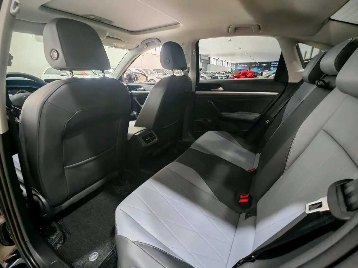 2024 Volkswagen Lavida 1.5L 110HP L4 6AT,autocango,china used car exporter,china ev exporter,chinese used car exporter,chinese used ev exporter