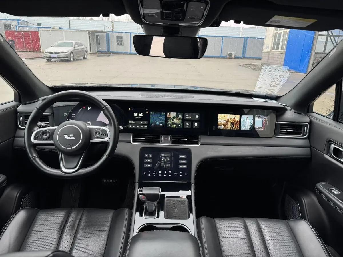 2020 Li ONE Range Extended 131HP REEV 40.5KWH,autocango,china used car exporter,china ev exporter,chinese used car exporter,chinese used ev exporter